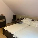 Dom Na Wzgorzu Nyaraló Polanica-Zdrój